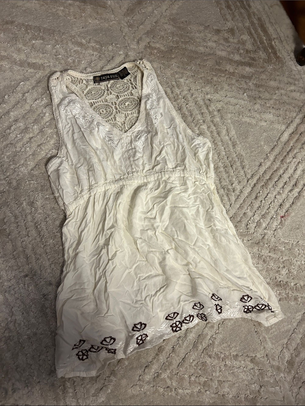 raya sun White Lace-Trim Tank Top